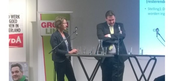 Janneke S in debat Apeldoorn 2 mrt 2015 -2